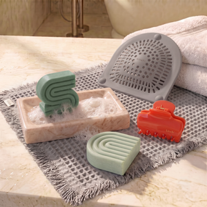 Summer Welcome Kit with Shampoo & Conditioner Bars